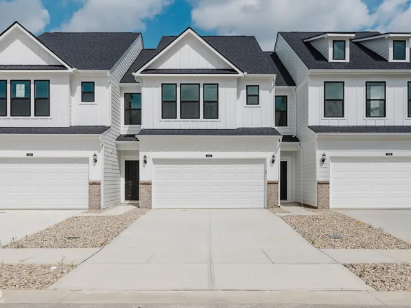 3283 Haflinger Dr, Zionsville, IN 46077