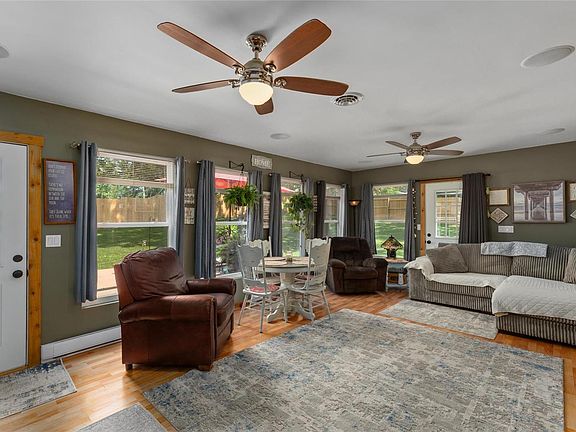 4th image of 1275 Halls Ln
