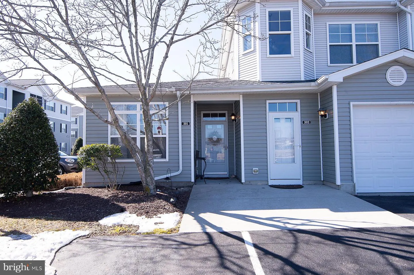 34673 Villa Cir Unit 301 photo 1