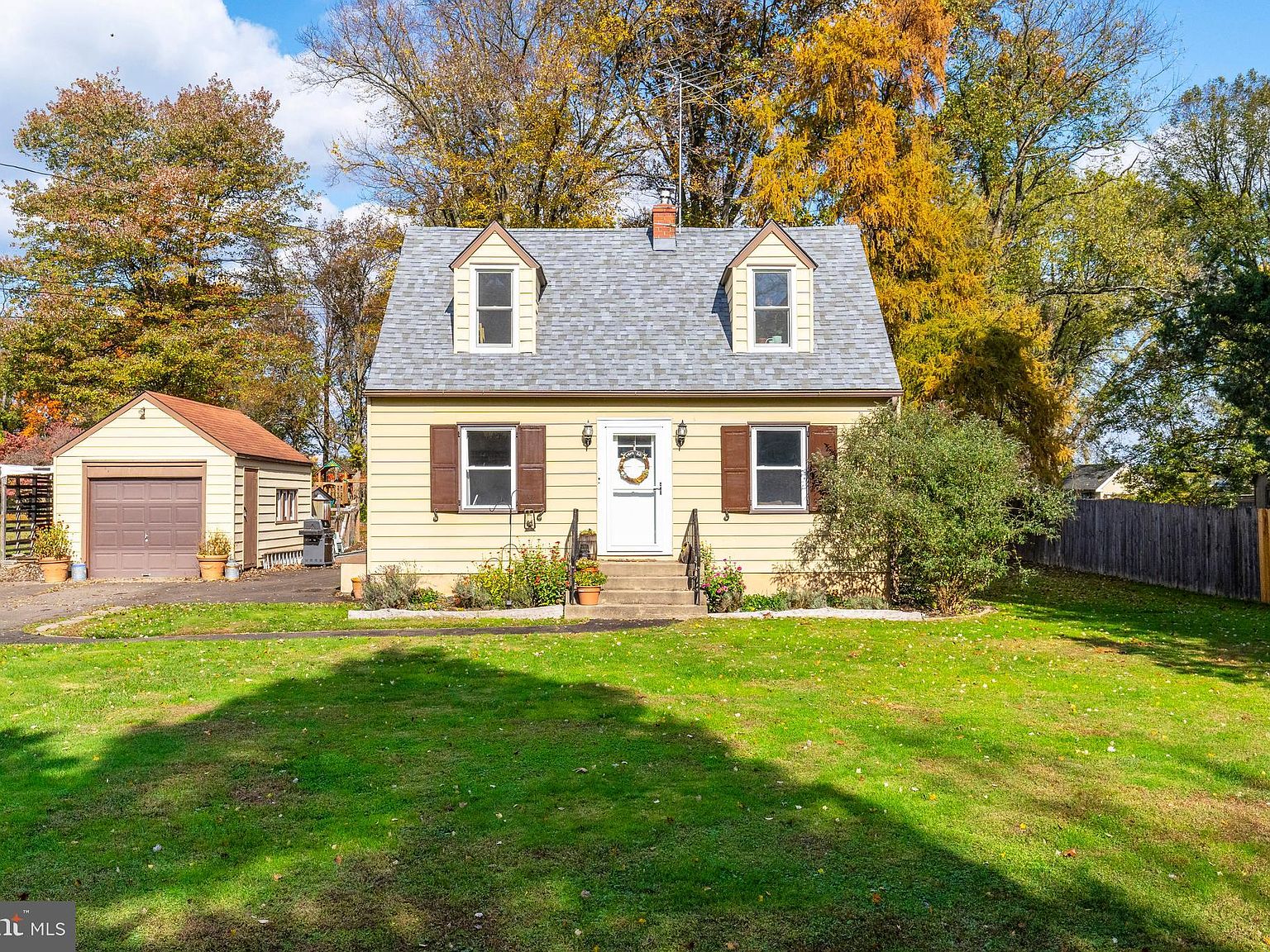 1089 Eagle Rd, Huntingdon Valley, PA 19006 | Zillow