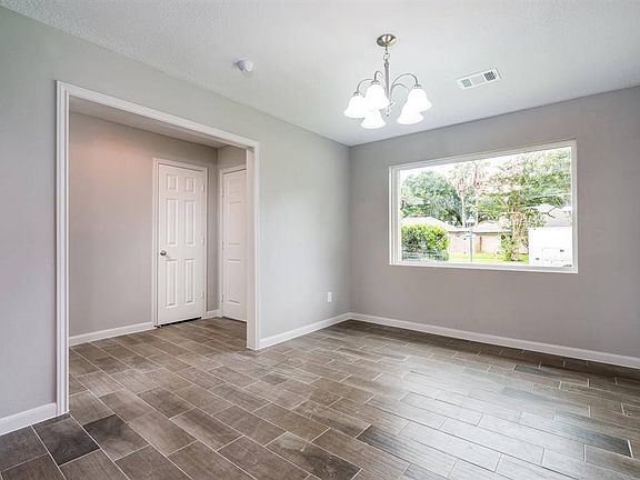 2nd image of 5214 Pine Cliff Dr