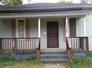 878 Pitkins Ave, Benton Harbor, MI 49022