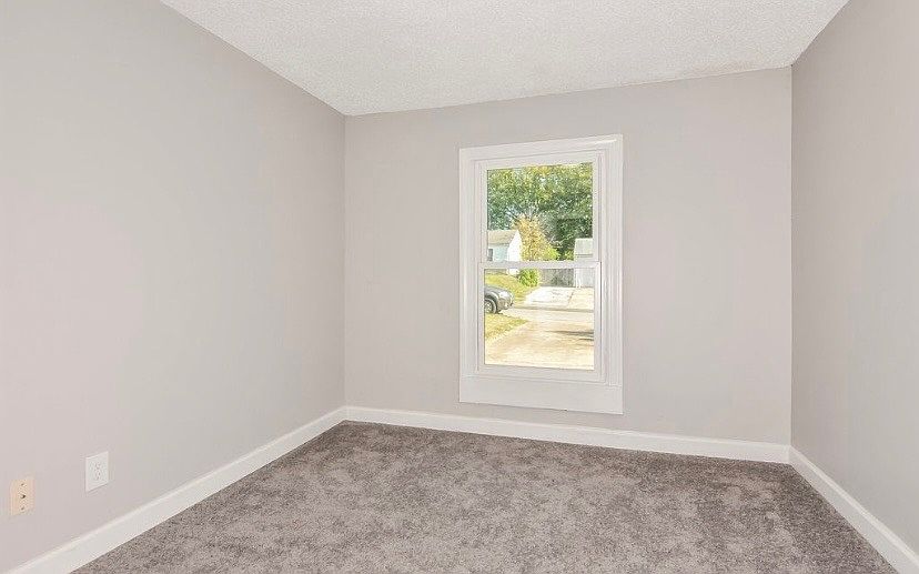 1st image of 9822 Vickie Pl