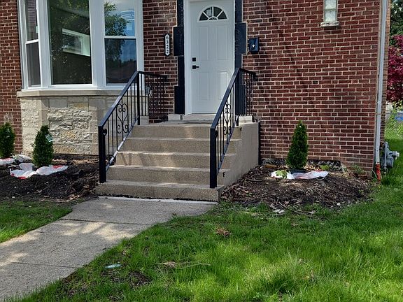 3rd image of 3622 Cuyler Ave
