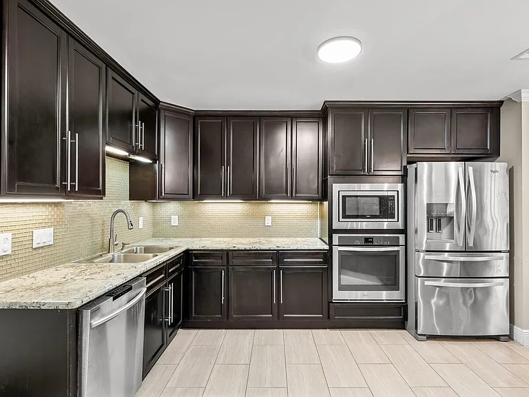 43 Hickory Oak Dr — Photo 13