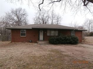 302 S 8th St, Noble, OK 73068
