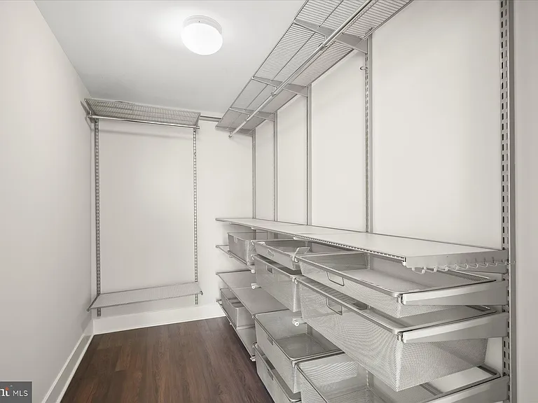 1311 13th St NW #Penthouse 1 — Photo 9