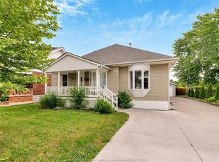 1628 Moy Ave, Windsor, ON N8X 3J8
