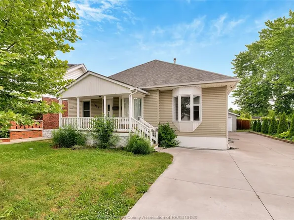 1628 Moy Ave, Windsor, ON N8X 3J8