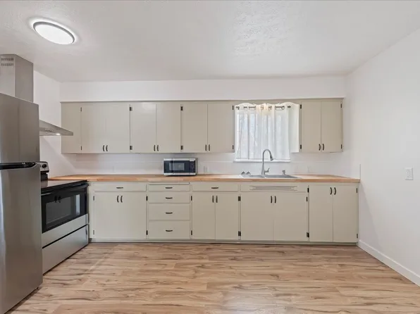 850 Riverside Ave, Grand View, ID 83624