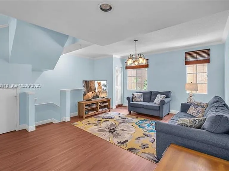 2845 NE 185th St #Townhouse 903 — Photo 12