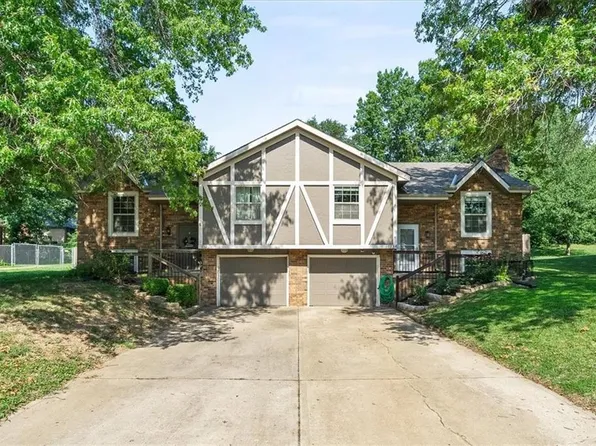 1734 N 78th St, Kansas City, KS 66112