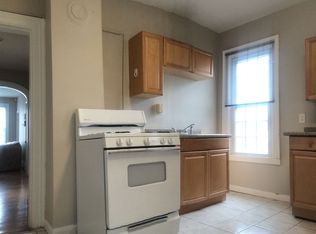 107 11th St, Troy, NY 12180