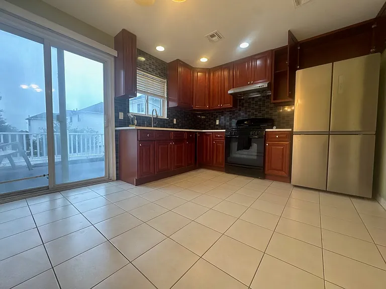 43 Altavista Ct #1 — Photo 7