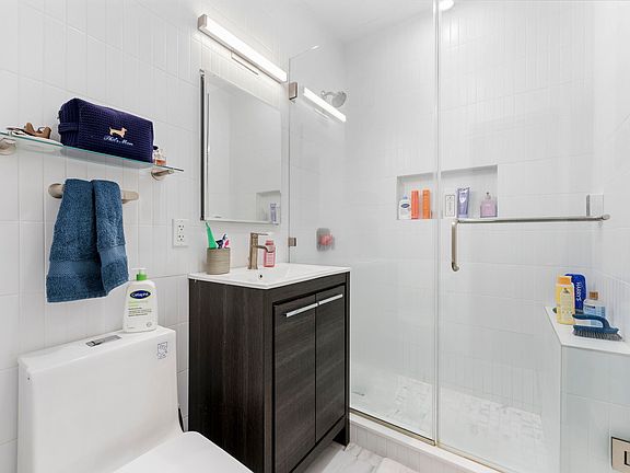 5th image of 310 W 80th St #3E