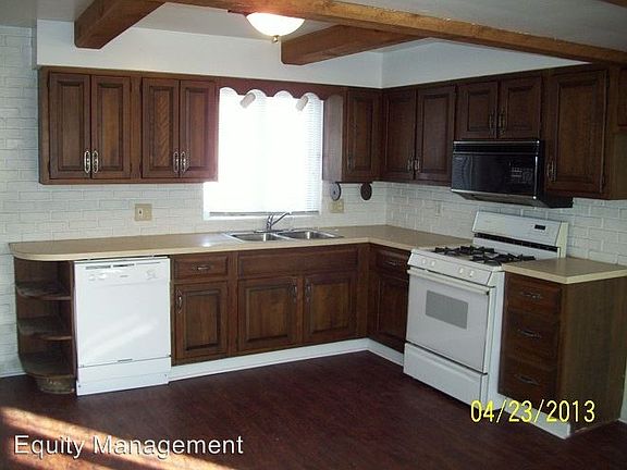 2nd image of 838 Nancy Ave