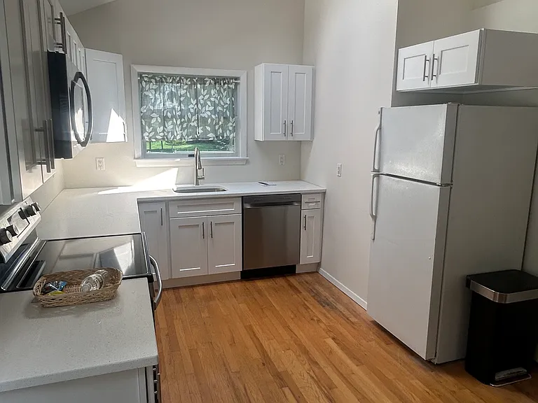 75 McCue Ln — Photo 3