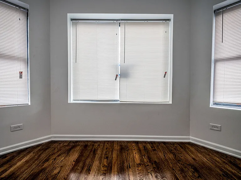 7300 S Yates Blvd — Photo 5
