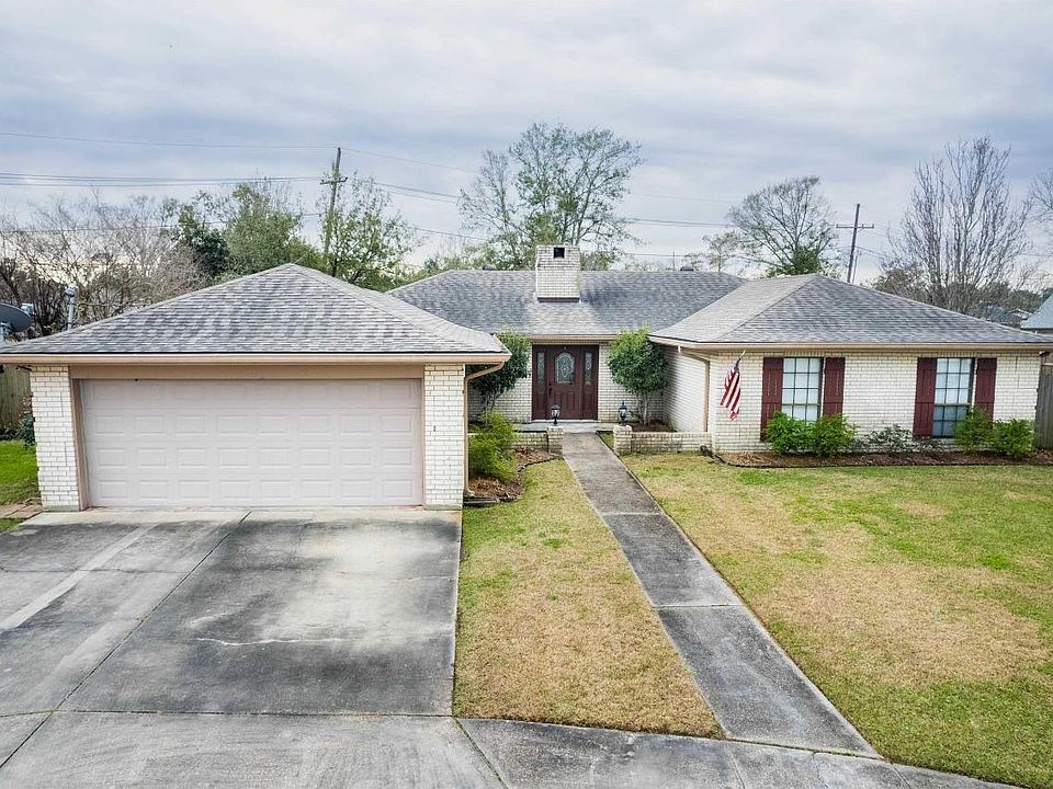 1st image of 922 Eagle Dr