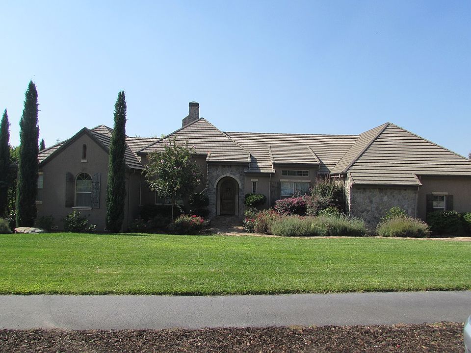1st image of 2425 Vineyard Dr
