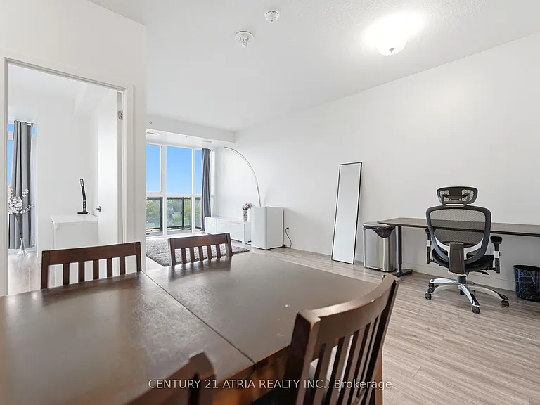 128 King St N #1003 — Photo 19