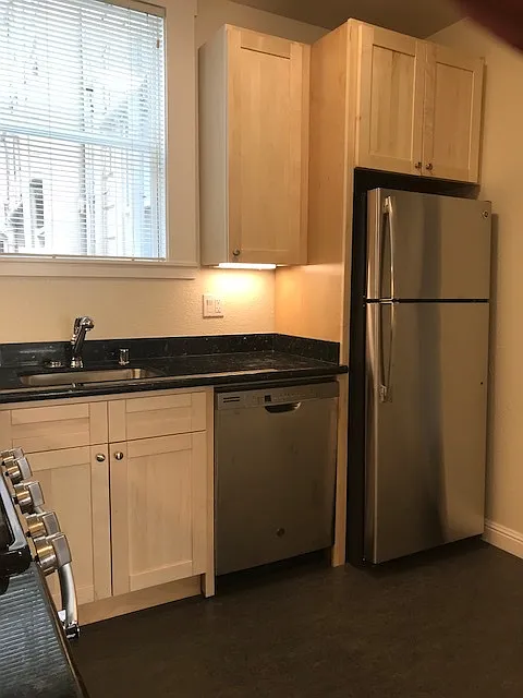 Studio, 1.0 bath, 456 sqft, $3,000 — Photo 4