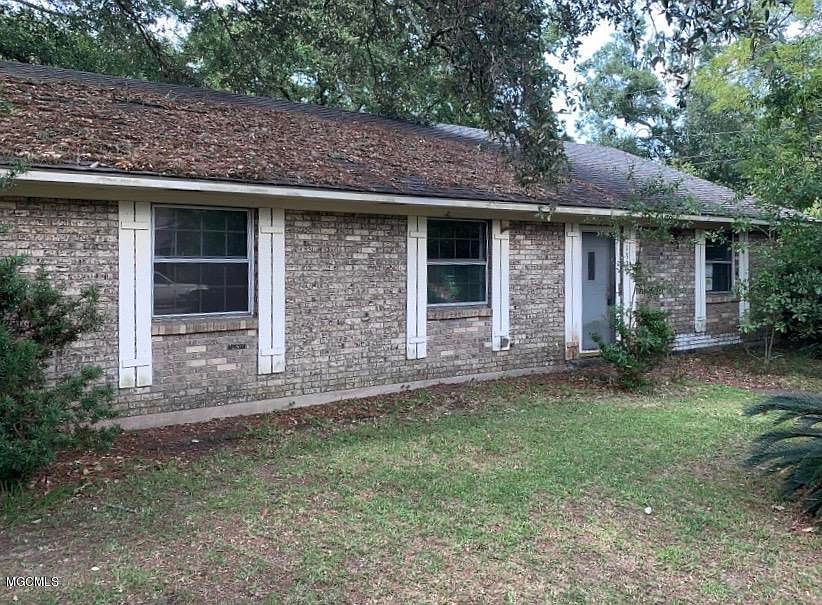 1st image of 1321 Sherwood Dr