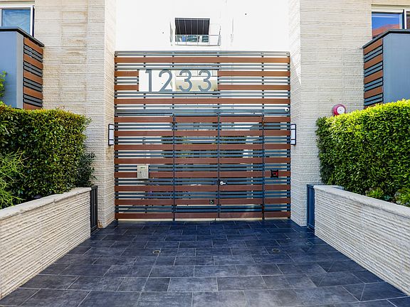 Front Entrance of Westgate Wonder by Wiseman