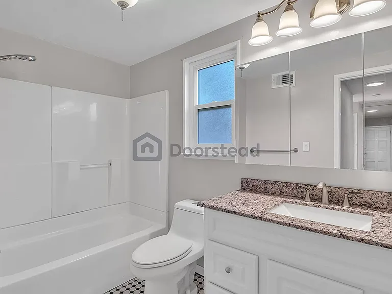 2nd Bathroom
