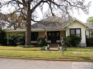 500 E Henry St, Hamilton, TX 76531