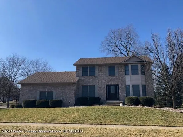 808 Oneida Woods Trl, Grand Ledge, MI 48837