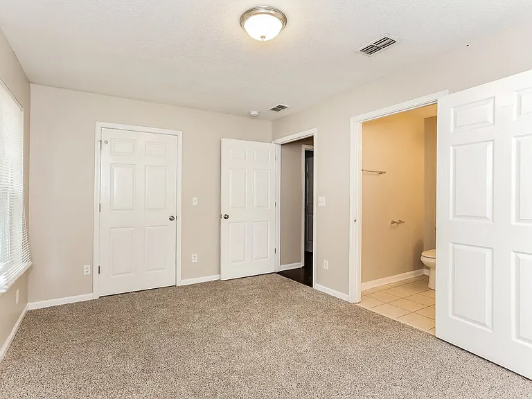 3747 Peachtree St — Photo 10