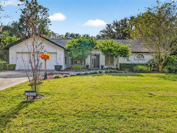 2835 Hammock Dr, Plant City, FL 33566