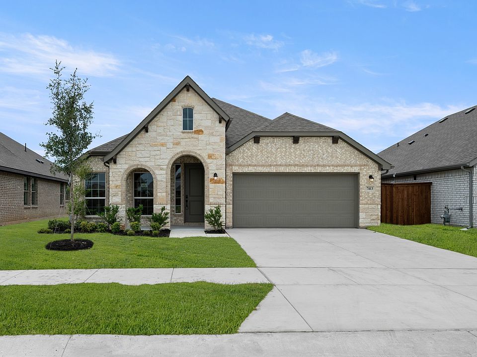 1st image of 7413 Lavender Ln