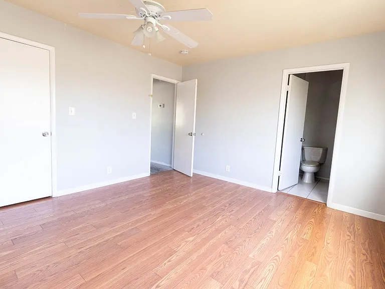 6122 Meadow View Ln — Photo 6
