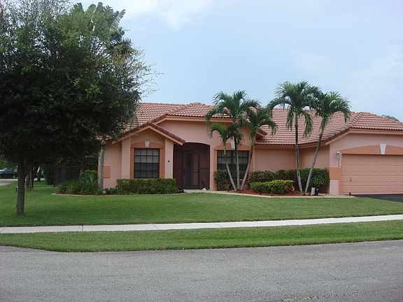 3rd image of 5257 NW 51st Ct
