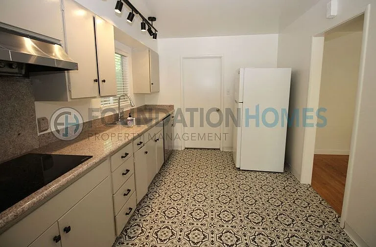 128 McAllister Ave #CA 94904 — Photo 6