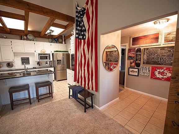 5th image of 3900 White House Ln