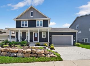 909 Quaking Aspen Rd, Verona, WI 53593