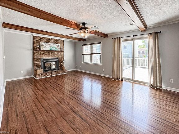 3rd image of 4632 Revere Dr
