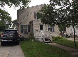 118 Brandon Rd, Cranston, RI 02910