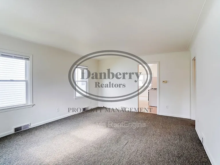 919 Brookley Blvd — Photo 5