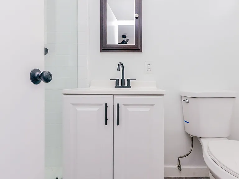 Pullman Lane Residences — Photo 21
