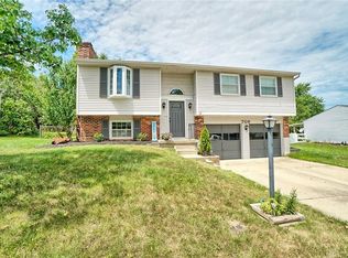 709 Decker Dr, Miamisburg, OH 45342