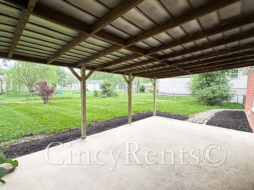 988 Stratford Pl — Photo 24