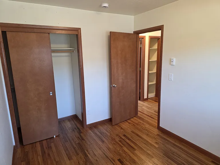 5309 SE Henry St — Photo 17