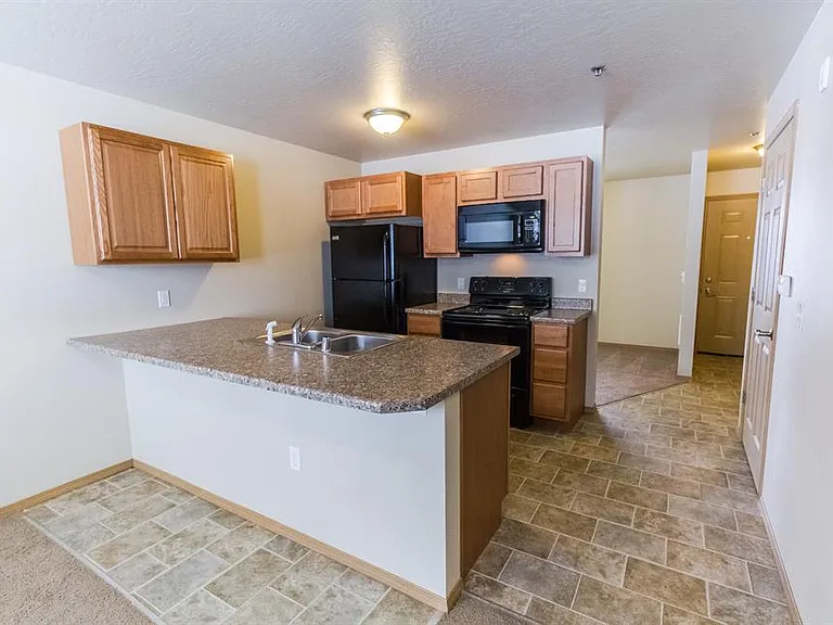 Tyson Vance Apartments — Photo 14