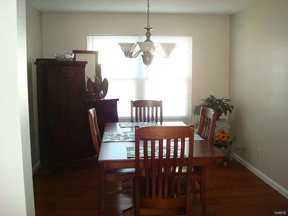 Formal dining room