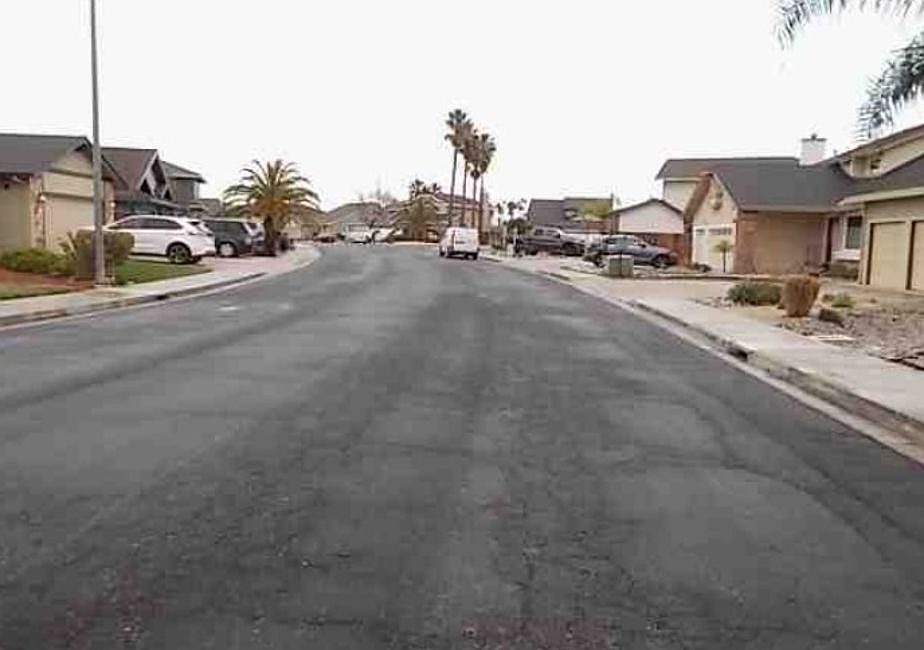Exterior Neighborhood (street photo)