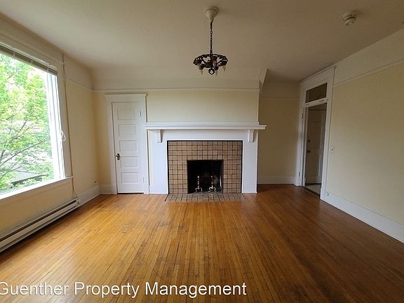3rd image of 1725 W 1st Ave Suite 1